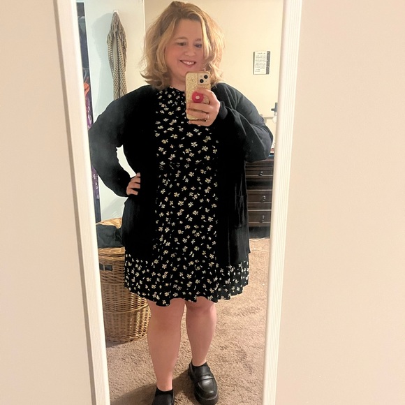 Meet your Posher, Jess, Age 40, from Omaha NE - Picture 9 of 10